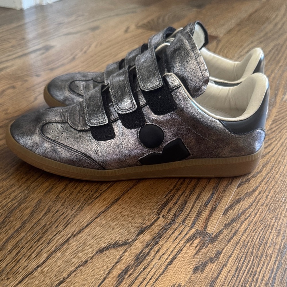 Isabel Marant Silver and Black Sneakers - Picture 3 of 7